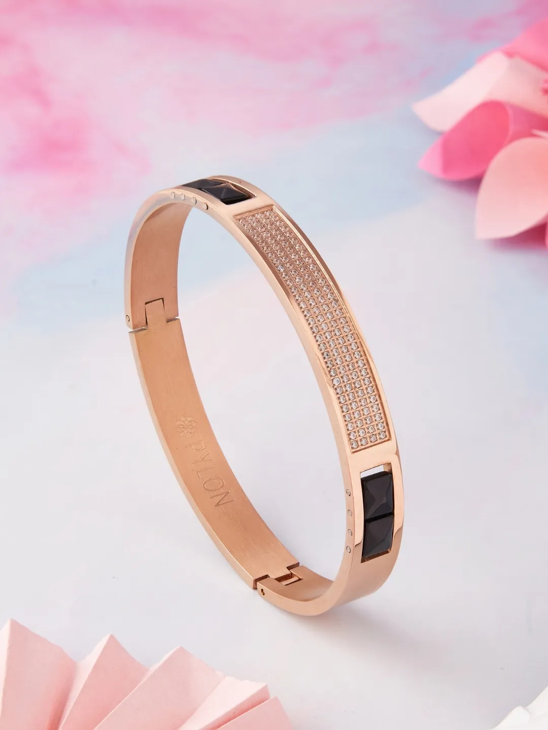 The-Duke-Kada-in-rose-gold