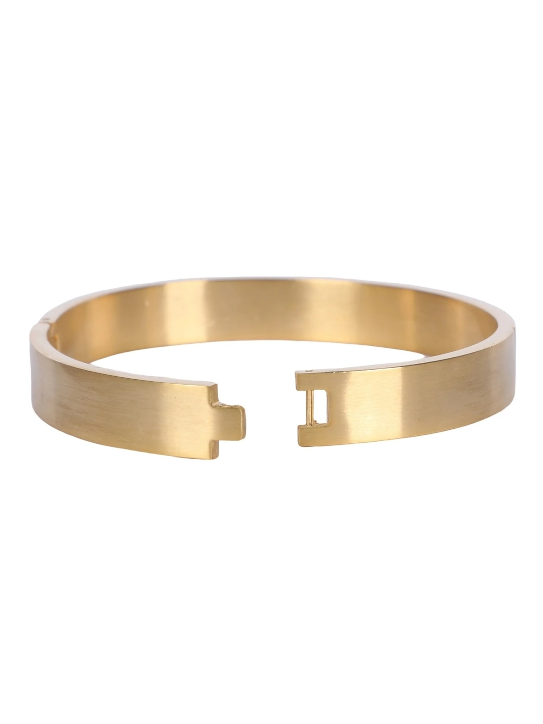 Ground Image of Golden Sovereign Bracelet