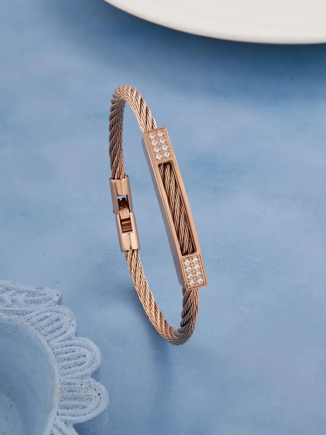 Front Image of Rose Gold Netux Cuff