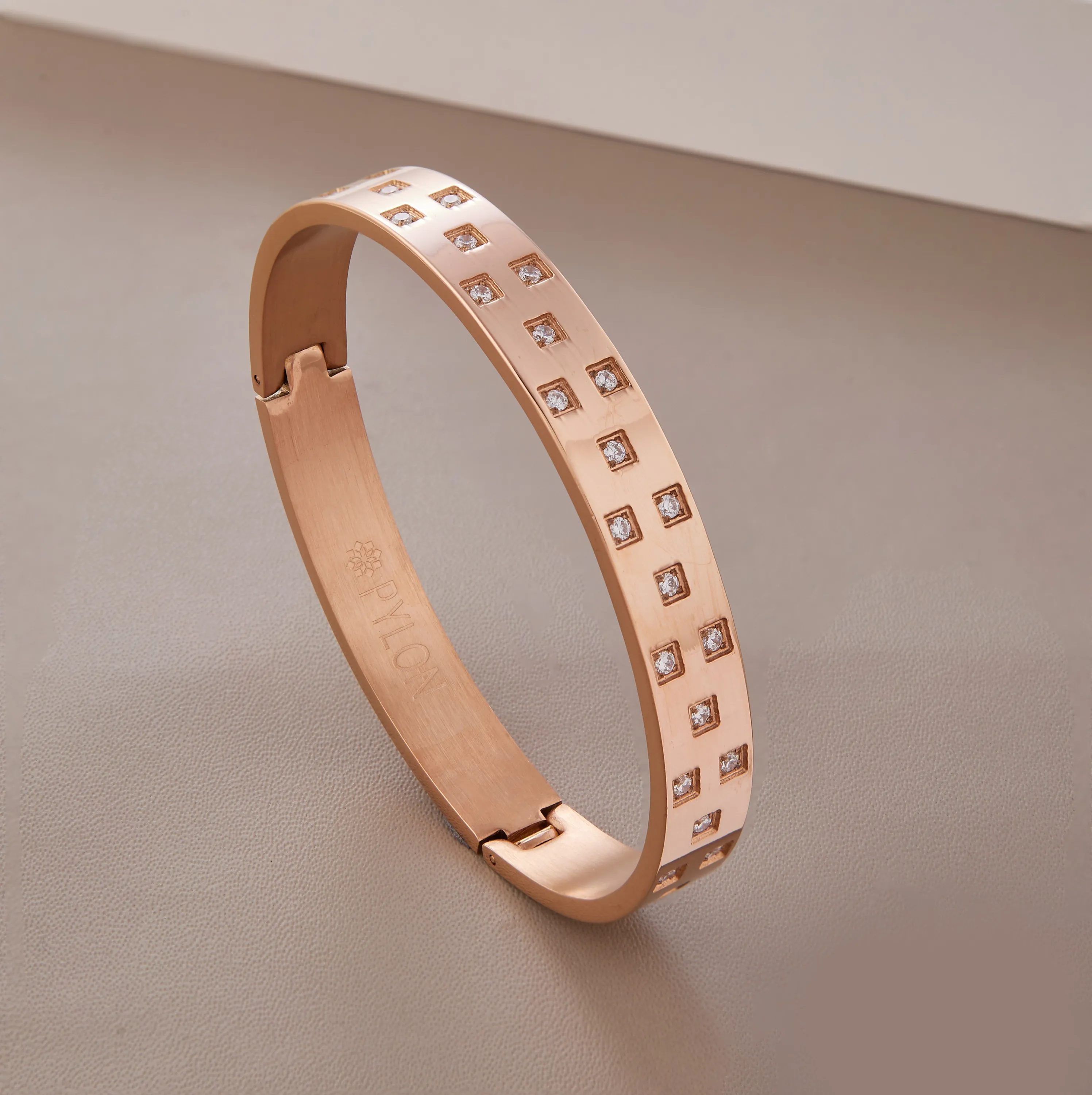 Matrix-Luxe-Cuff-in-rose-gold