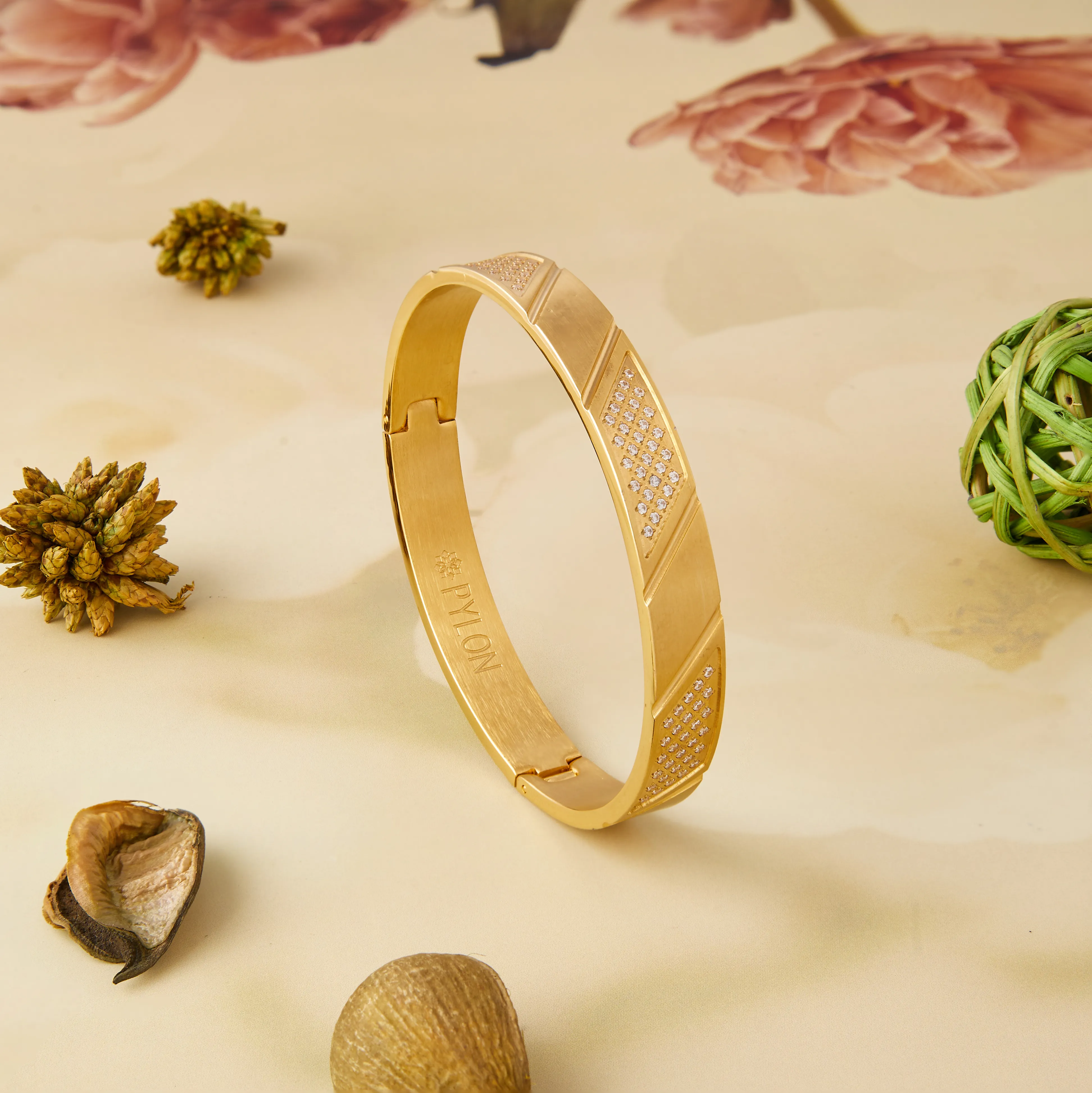 Terra-Forge-Cuff-in-Gold