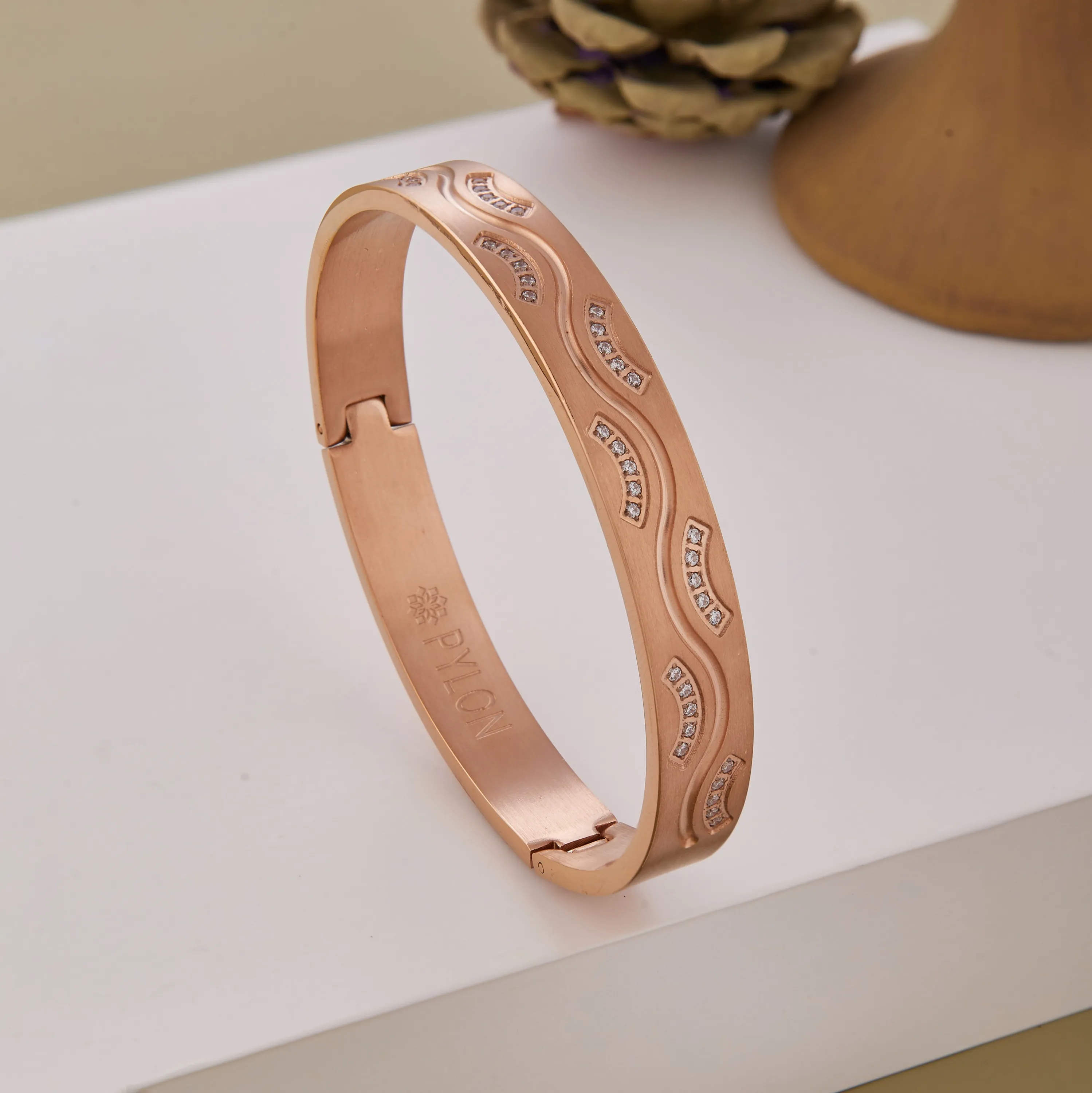 Tidal-Vanguard-Cuff-in-rose-gold