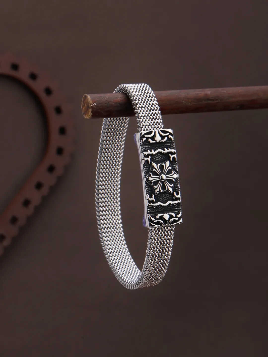 Floralis-Platinum-Bracelet