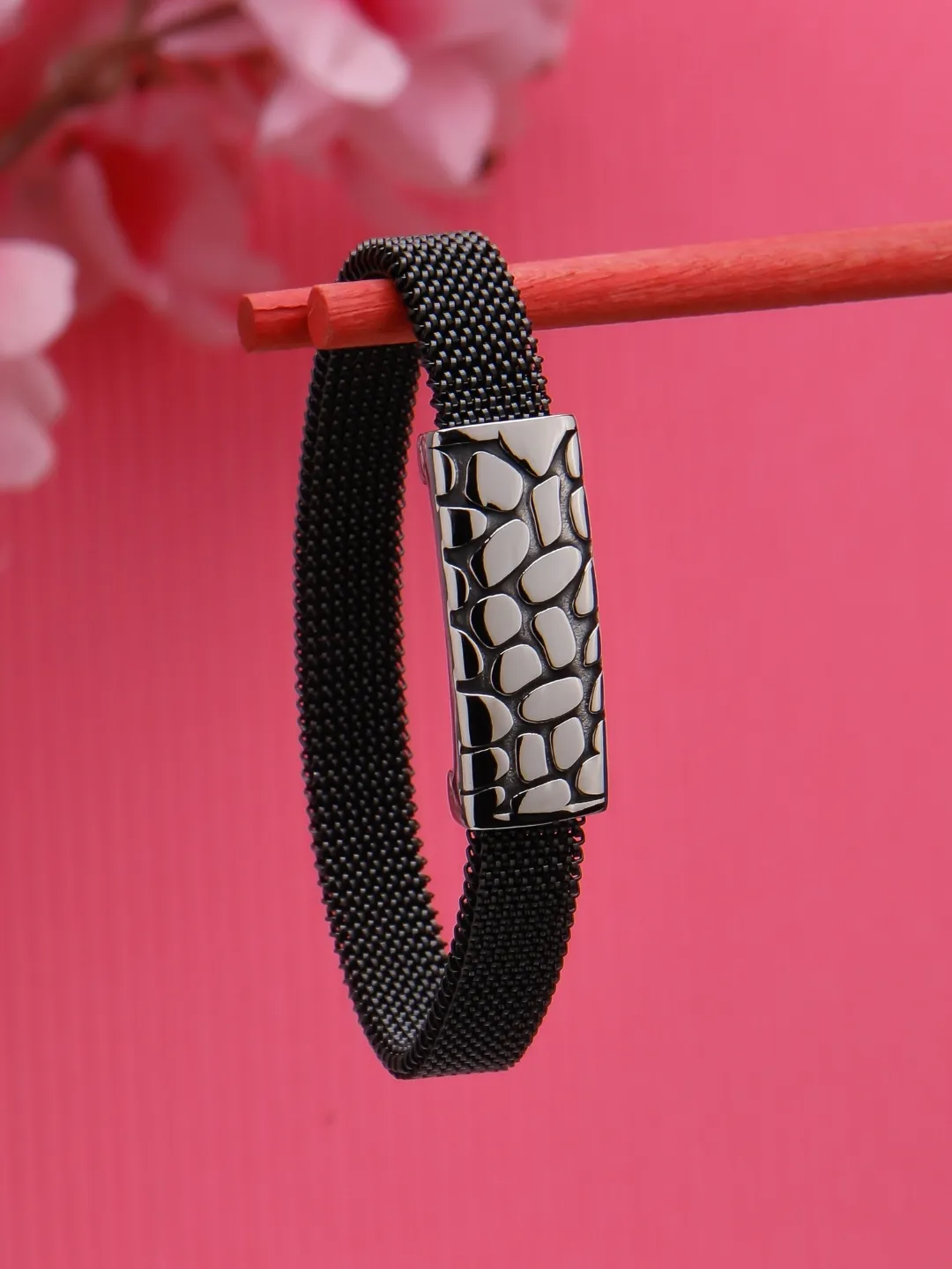 Vipera-Noir-Bracelet