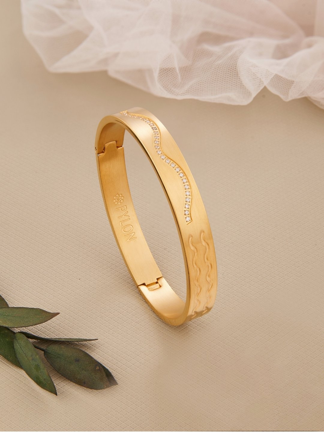 Regalia-Kada-In-Gold