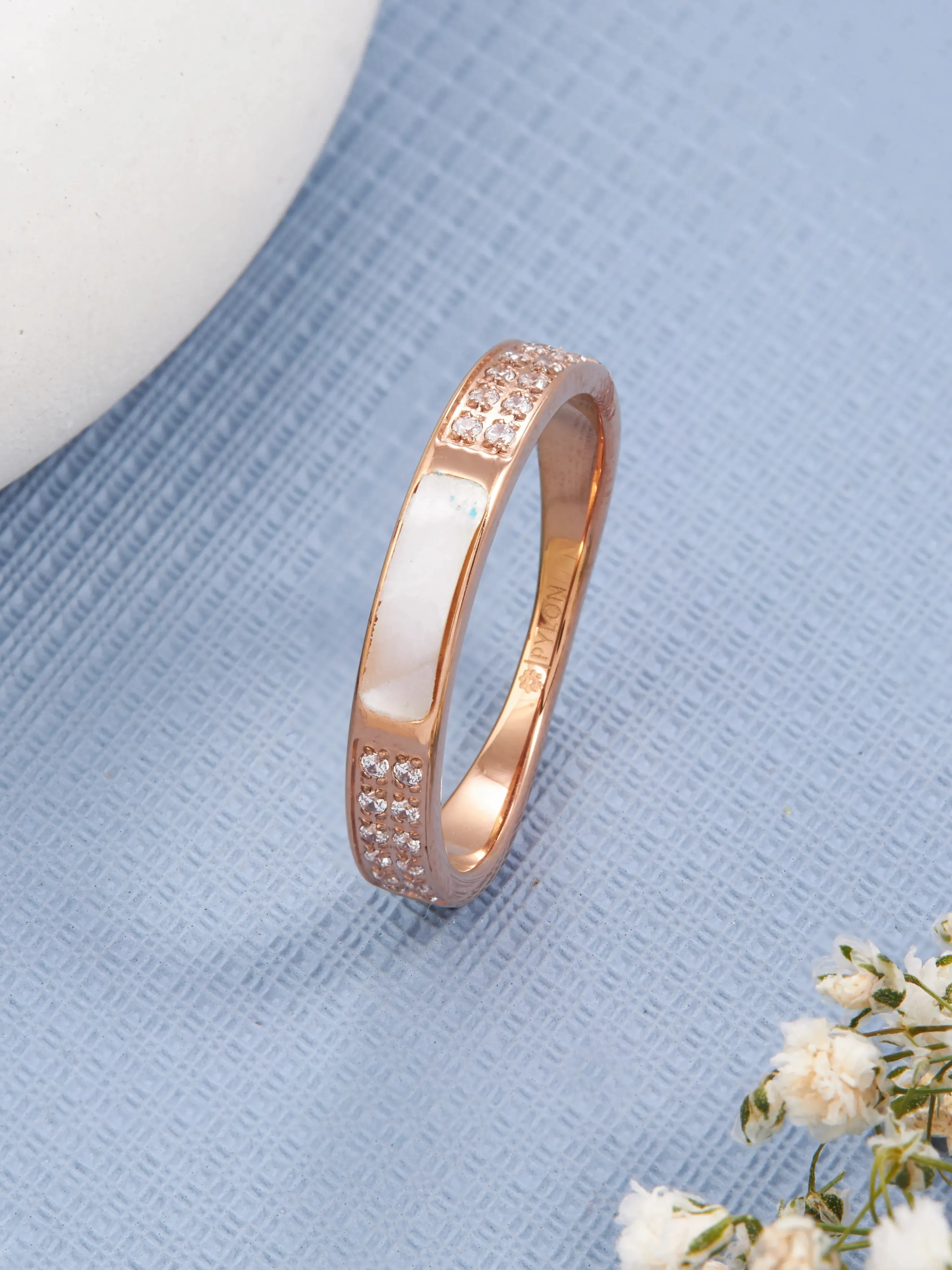 Luxury-RoseGold-Ring